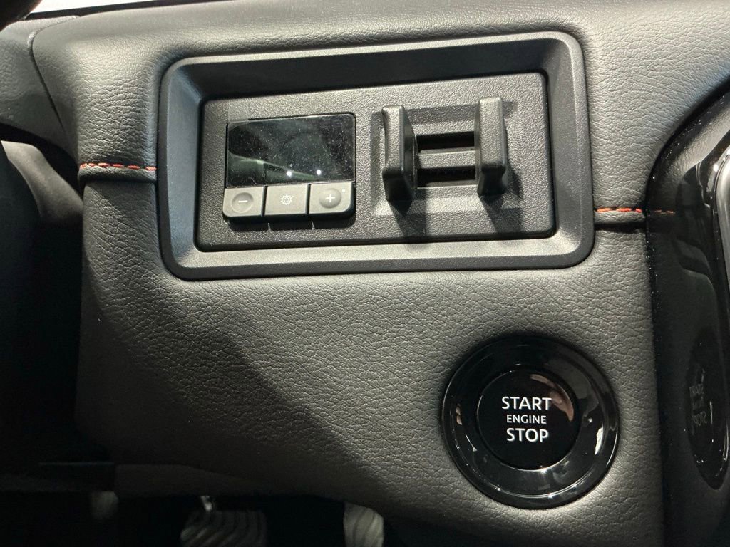 Used 2025 Nissan Armada PRO-4X image 66