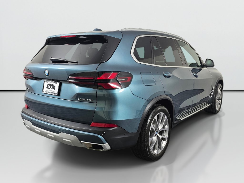 Used 2026 BMW X5 xDrive40i AWD/4WD image 3