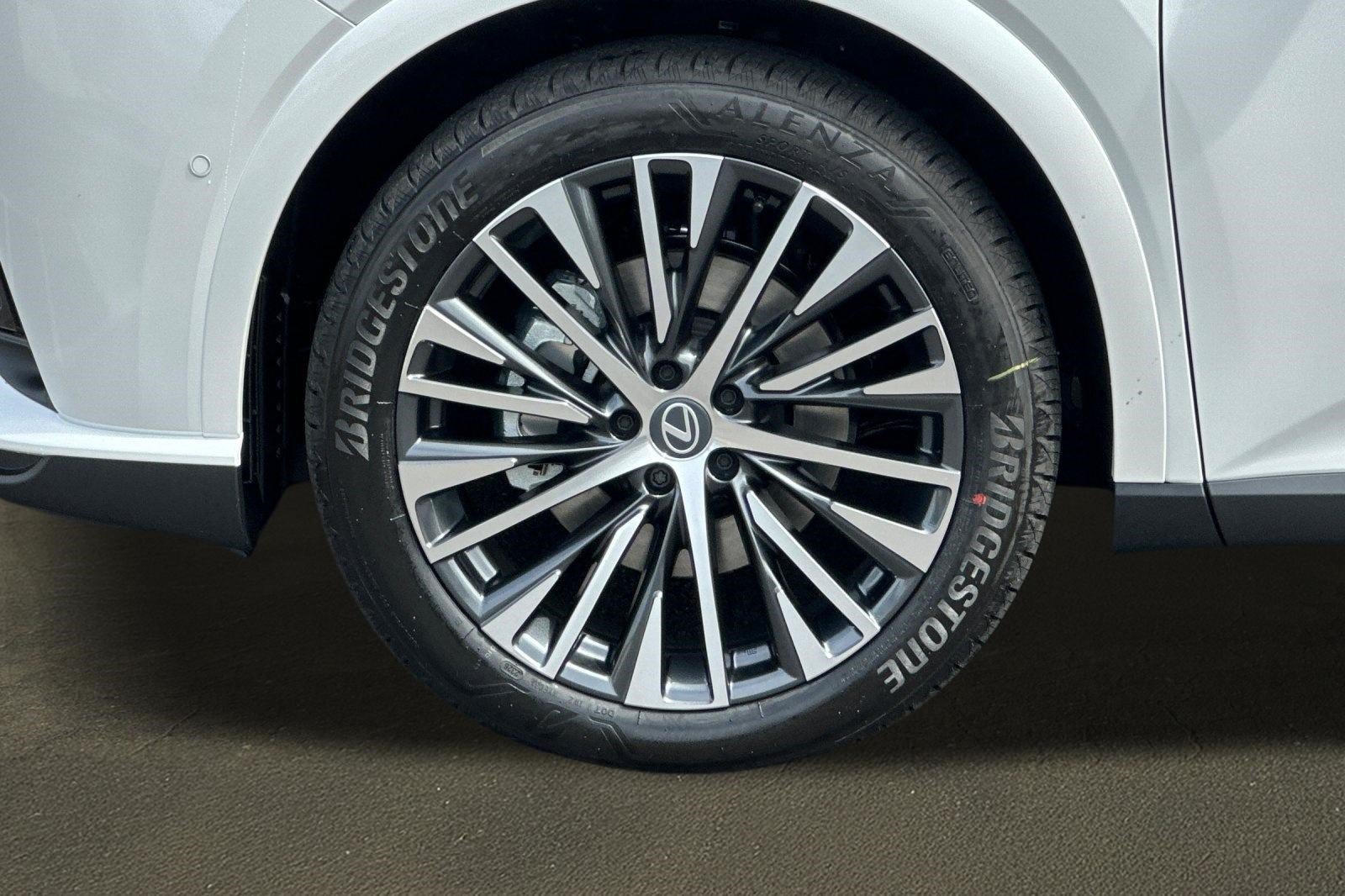 New 2026 Lexus RX 350 AWD/4WD image 12