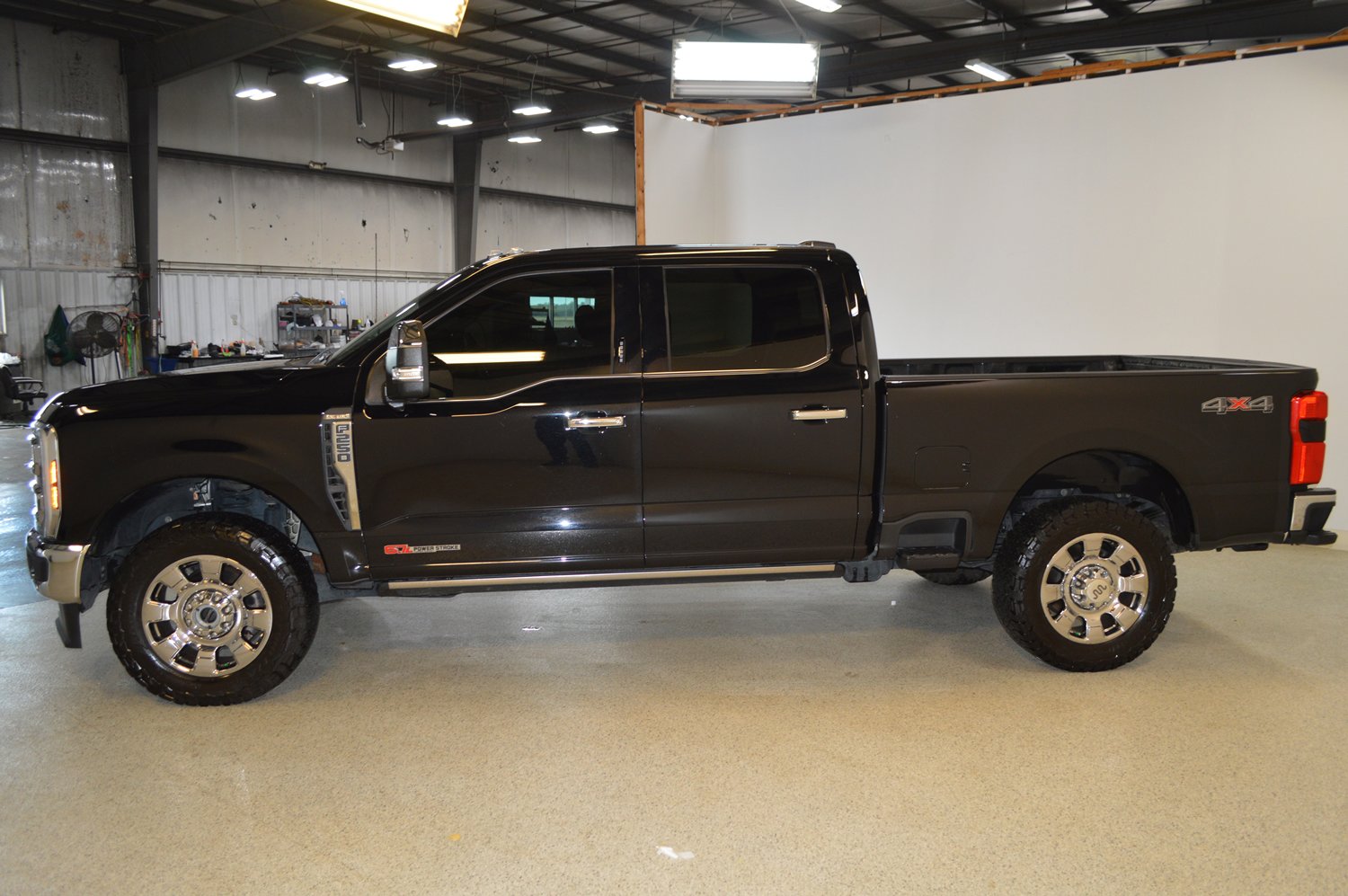 Used 2024 Ford F250 King Ranch w/ Chrome Package AWD/4WD image 6