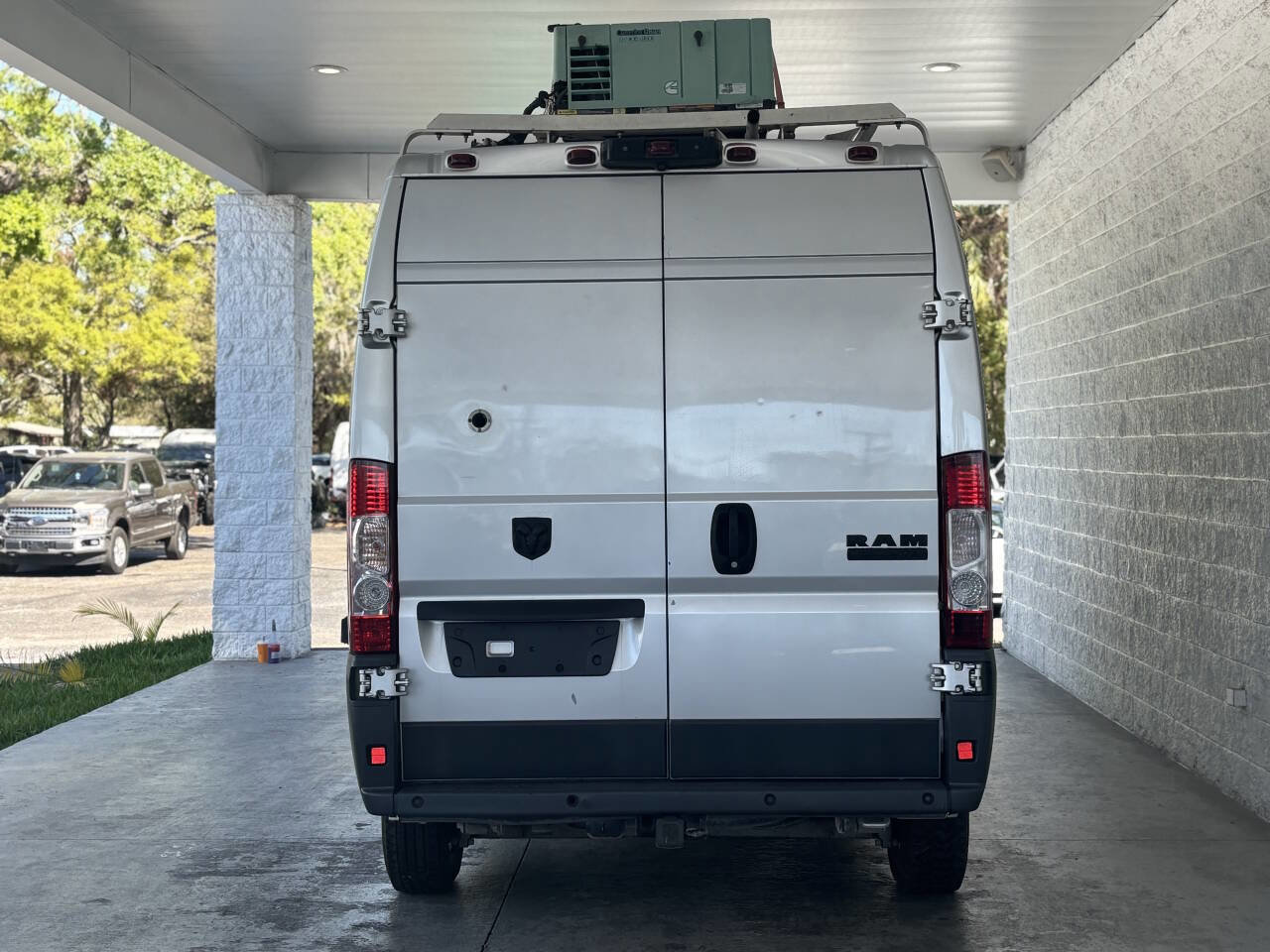 Used 2017 RAM ProMaster 2500 w/ Mopar Trailer Tow Group FWD image 9
