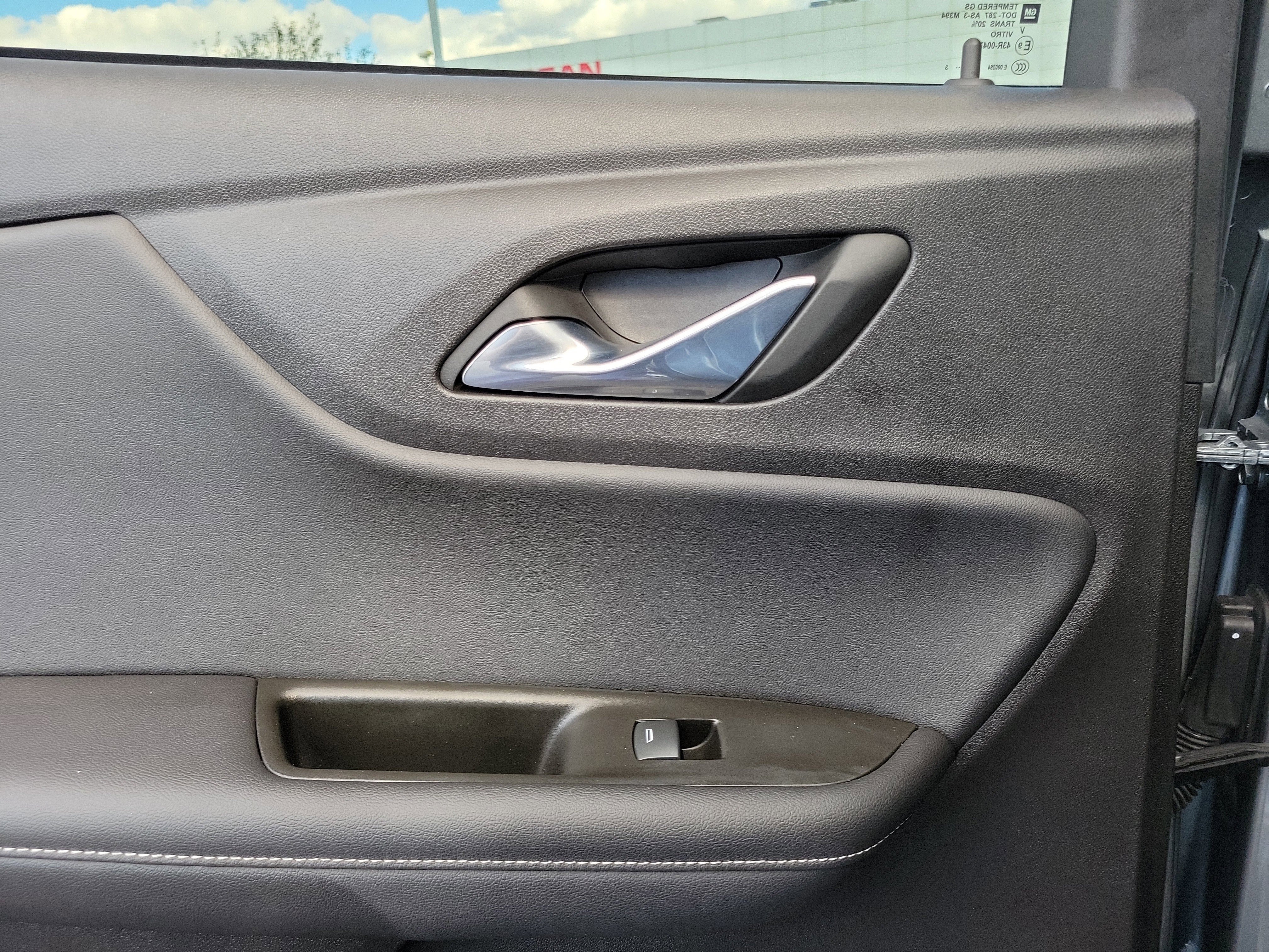 Used 2023 Chevrolet Blazer LT w/ Convenience Package image 12