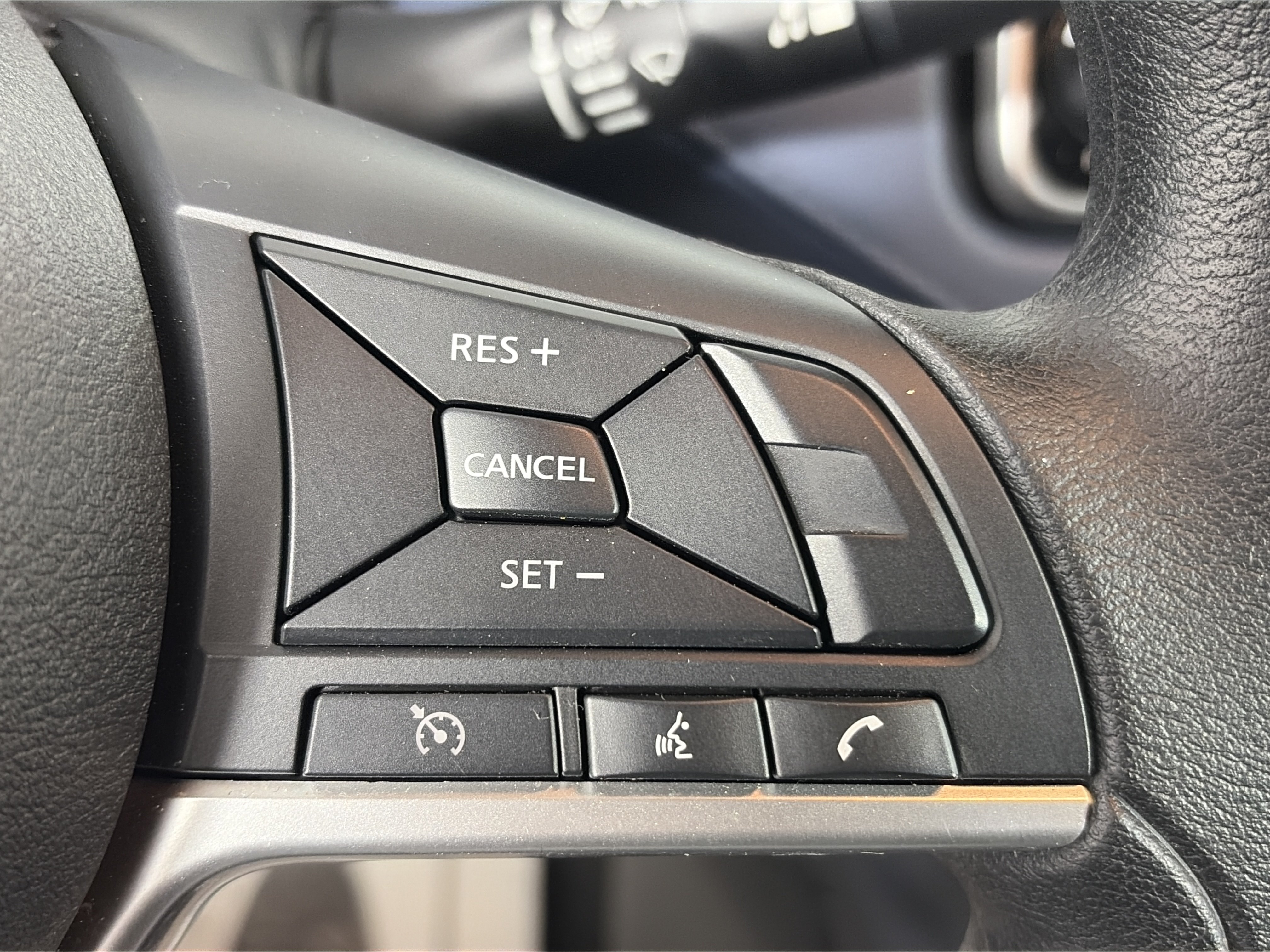 Used 2025 Nissan Versa SV w/ Trunk Package FWD image 28