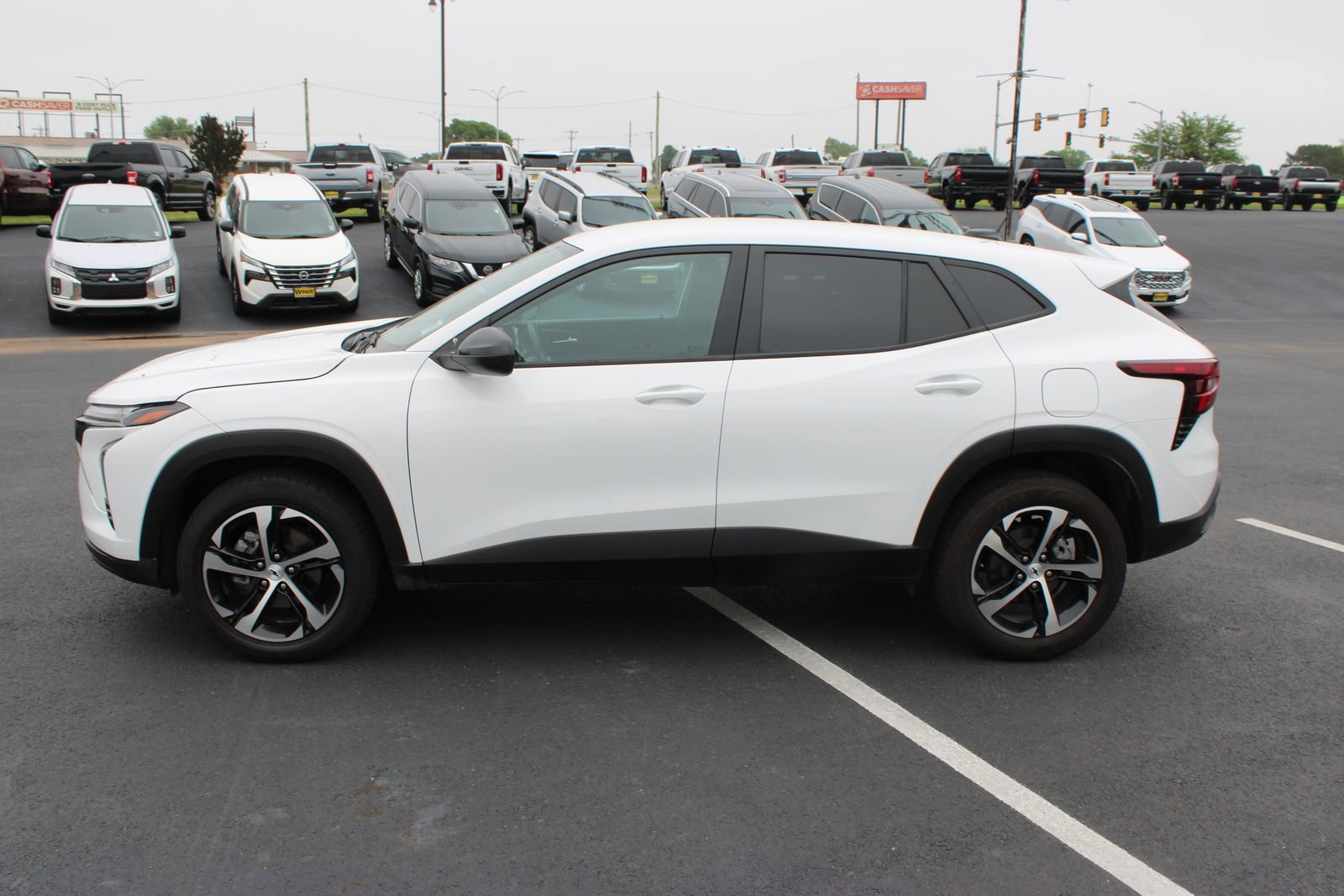 Used 2024 Chevrolet Trax RS w/ Driver Confidence Package FWD image 5