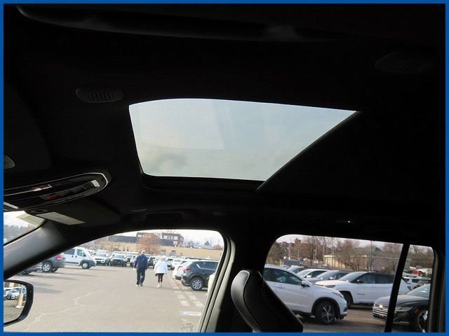 New 2025 Jeep Grand Cherokee Limited image 14