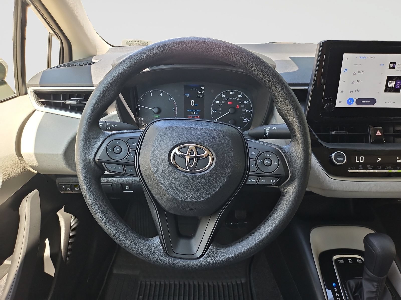 Used 2025 Toyota Corolla LE w/ Convenience Package FWD image 44