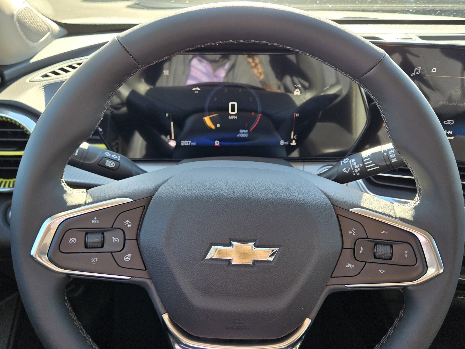 New 2026 Chevrolet Trax LT w/ Driver Confidence Package image 15