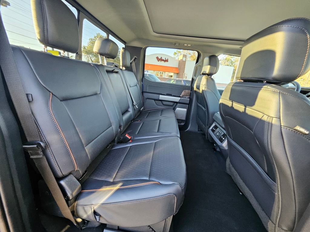 New 2026 Ford F250 Lariat w/ Black Appearance Package image 6
