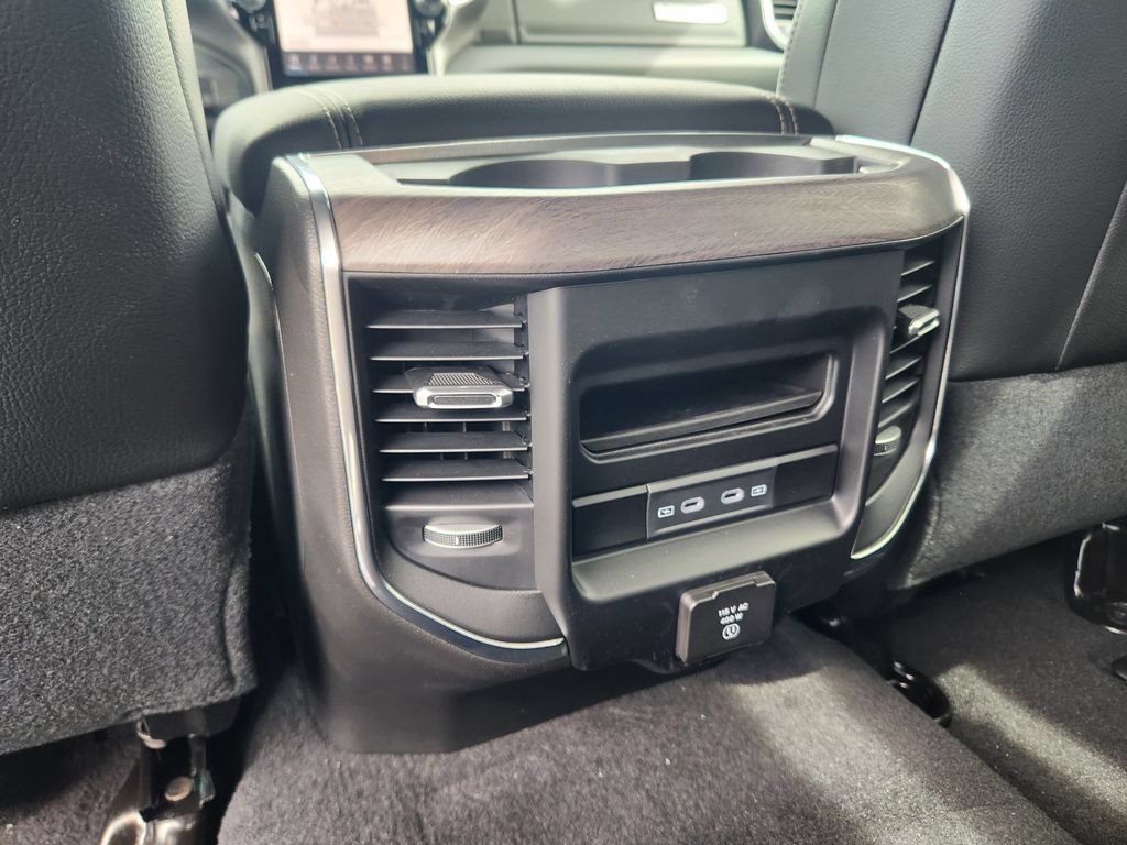 New 2026 RAM 2500 Laramie w/ Night Edition AWD/4WD image 30