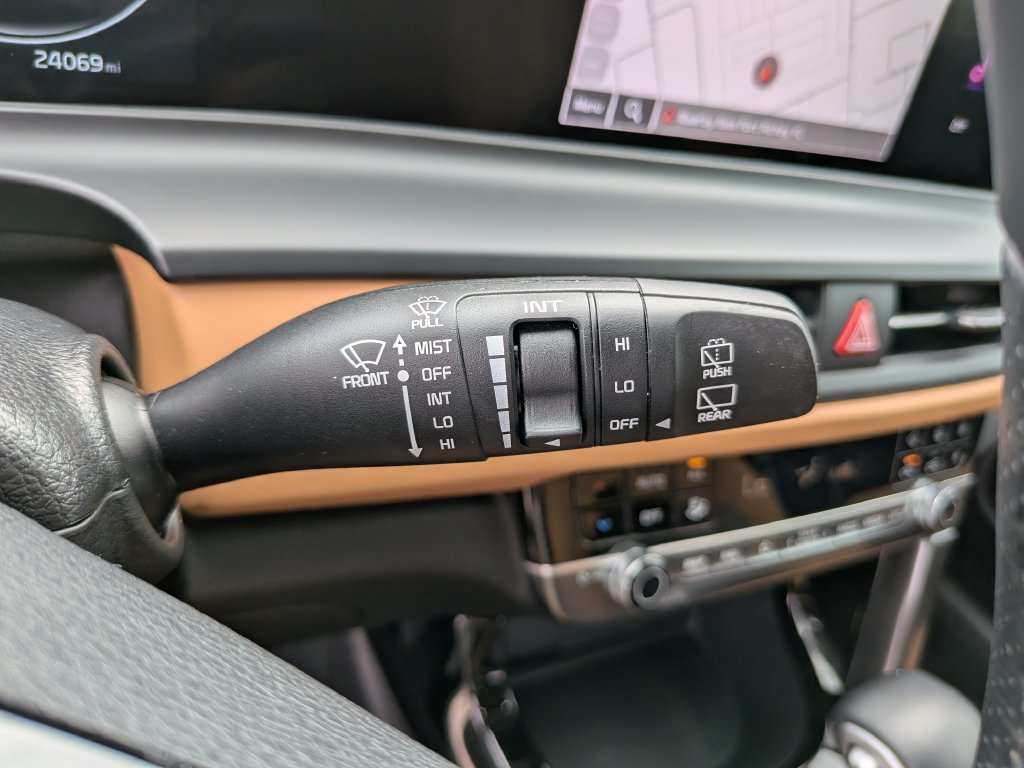 Certified 2024 Kia Seltos SX AWD/4WD image 35