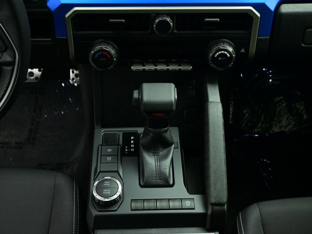 Used 2024 Toyota Tacoma TRD Sport image 7