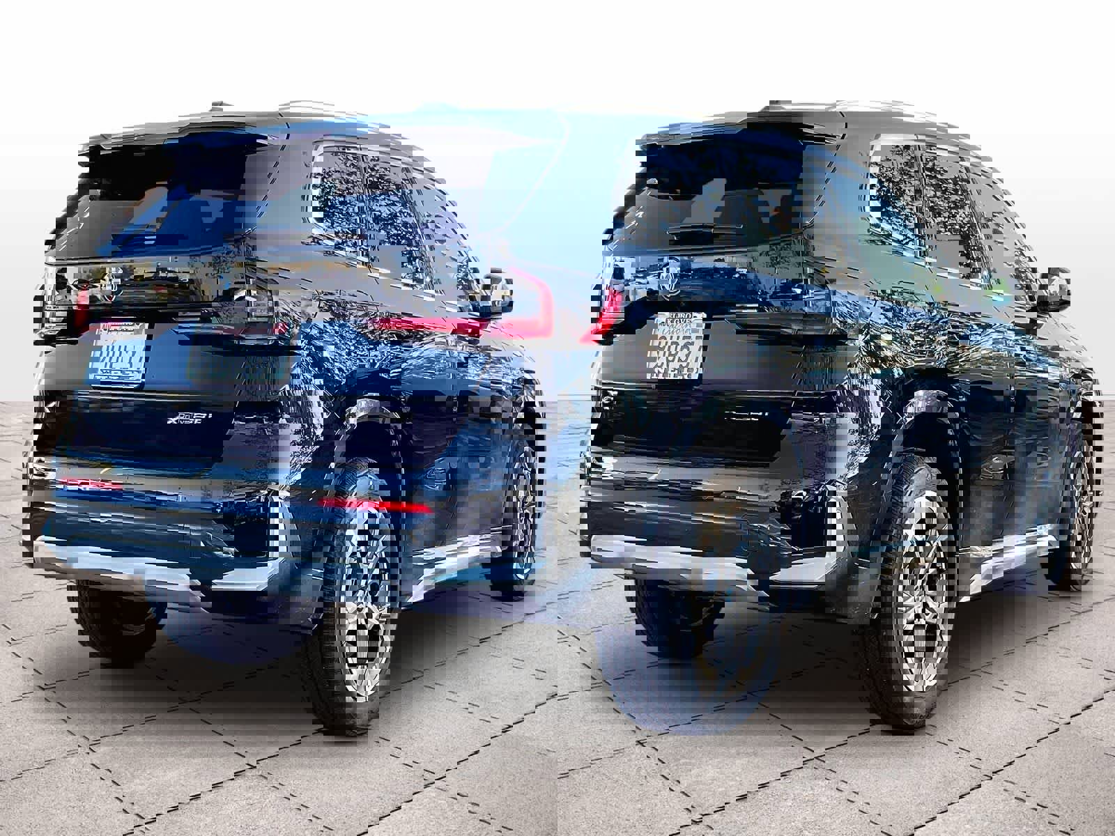 Used 2025 BMW X1 xDrive28i w/ Convenience Package image 14