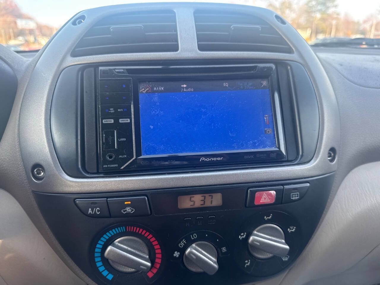 Used 2002 Toyota RAV4 4WD image 18