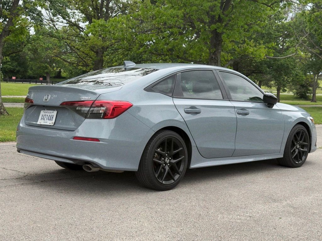 Used 2023 Honda Civic Sport image 4