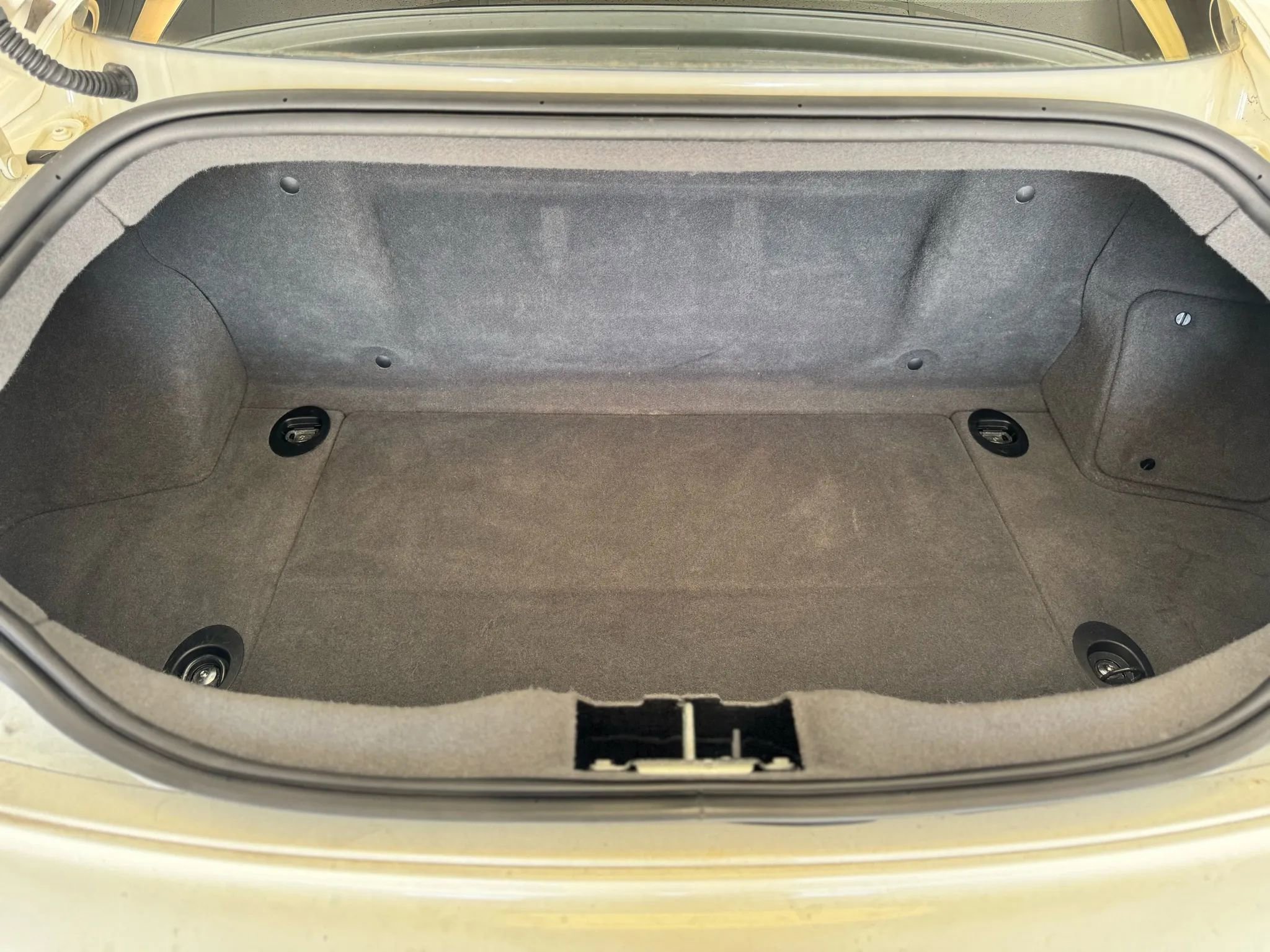 Used 2014 Maserati GranTurismo MC image 15