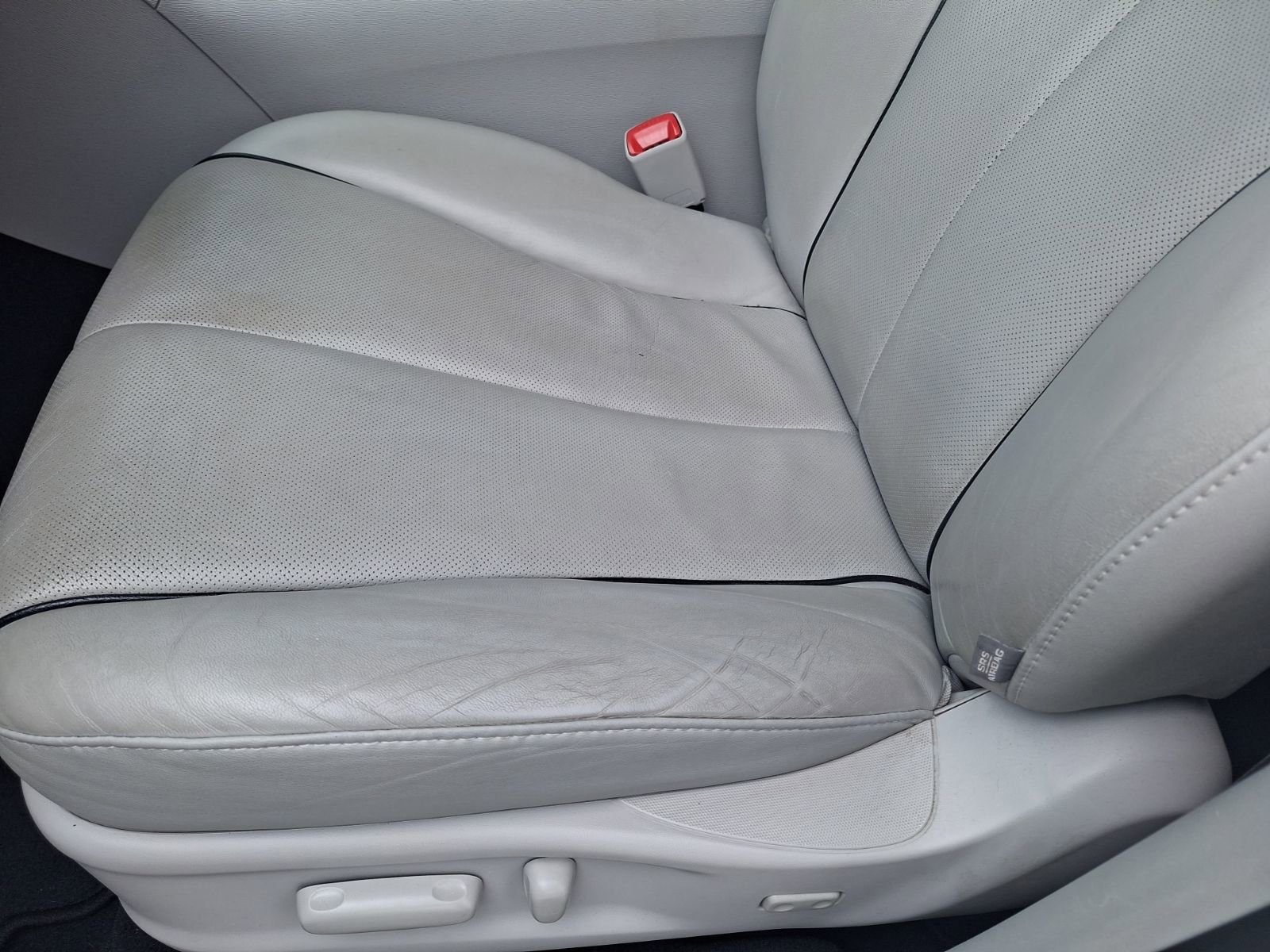 Used 2015 Toyota Venza XLE w/ XLE Premium Package image 15