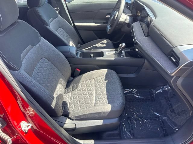 Used 2025 Nissan Kicks SV FWD image 27