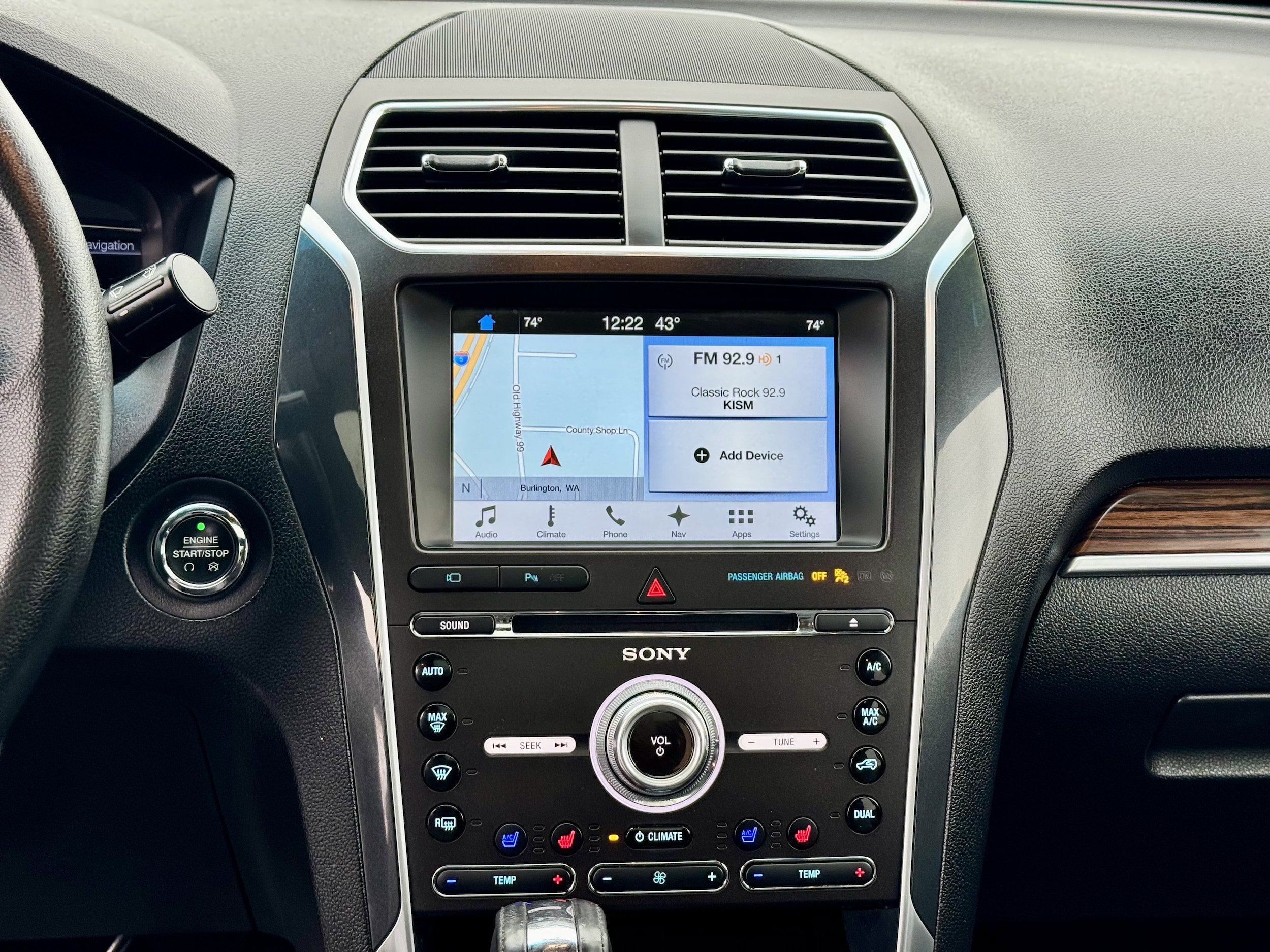 Used 2017 Ford Explorer Limited AWD/4WD image 18