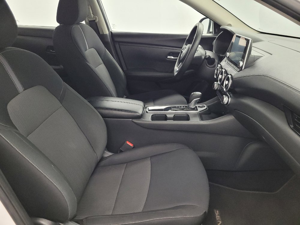 Used 2025 Nissan Sentra SV FWD image 21