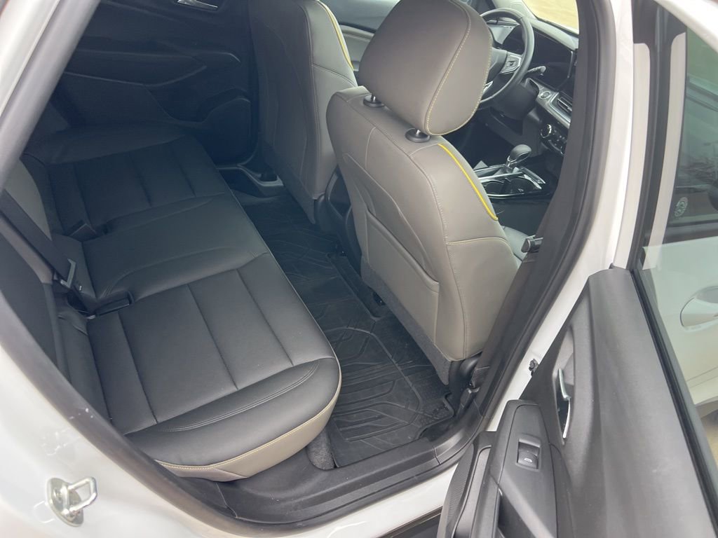 Used 2024 Chevrolet Trax ACTIV w/ Sunroof Package image 19