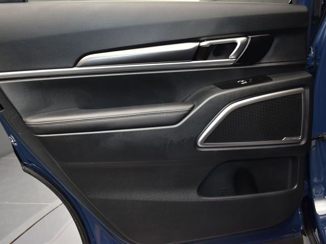 Certified 2025 Kia Telluride S image 16