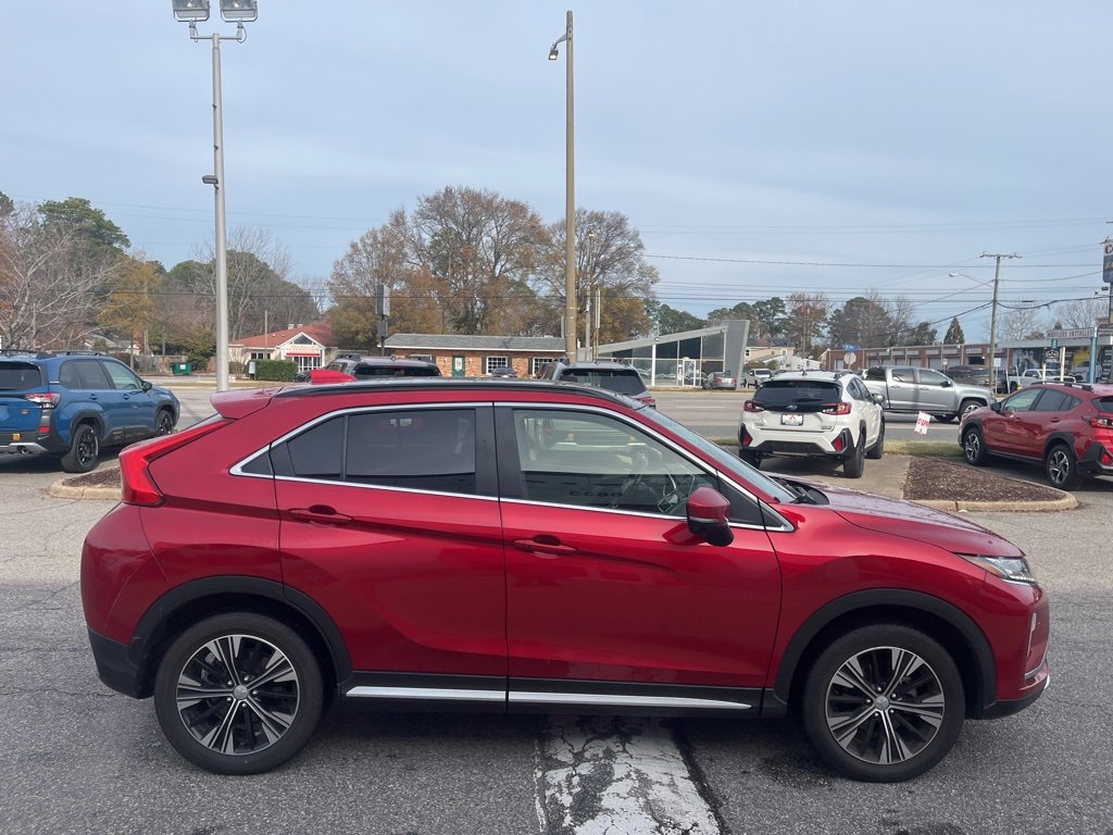Used 2020 Mitsubishi Eclipse Cross SE image 3