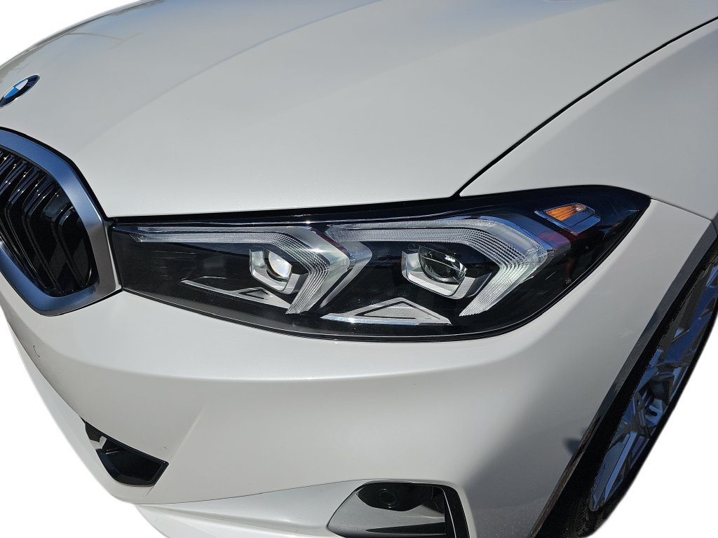 Used 2026 BMW 330i Sedan RWD image 32