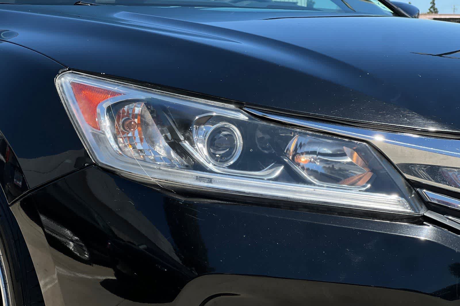 Used 2016 Honda Accord LX image 31