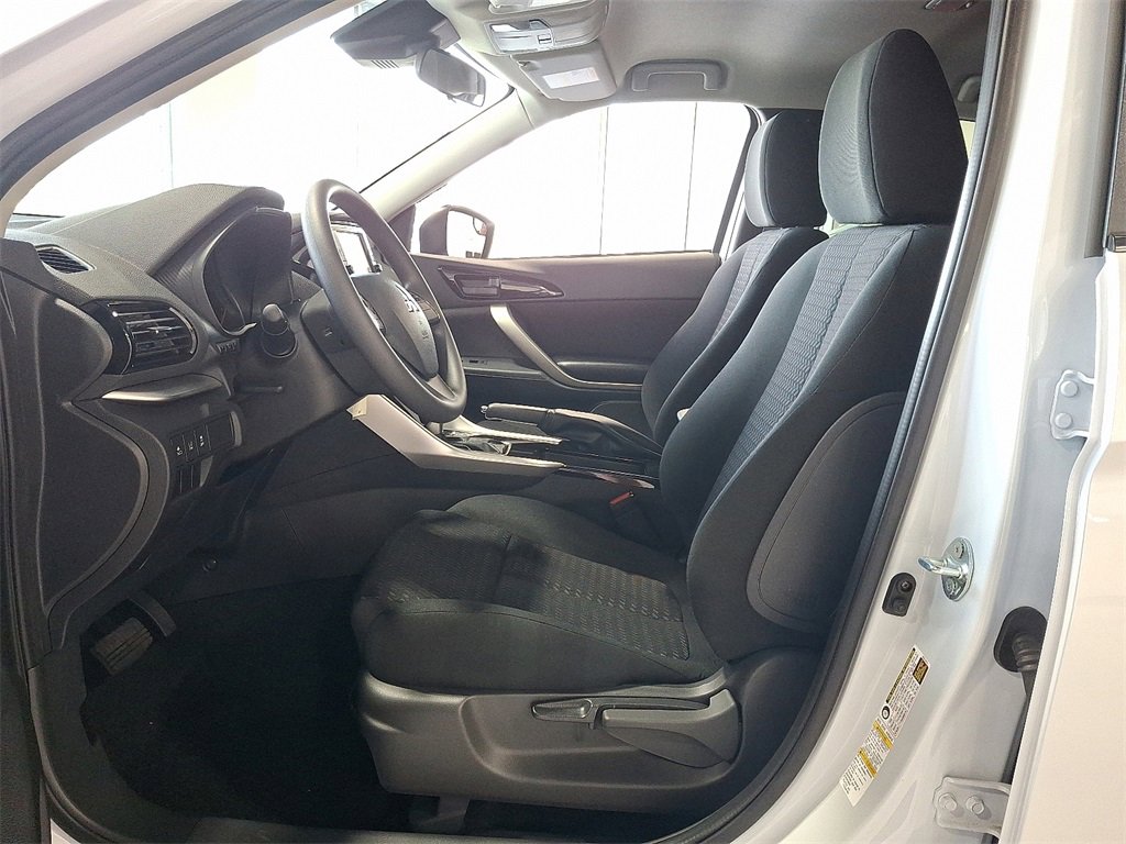 New 2025 Mitsubishi Eclipse Cross ES image 6