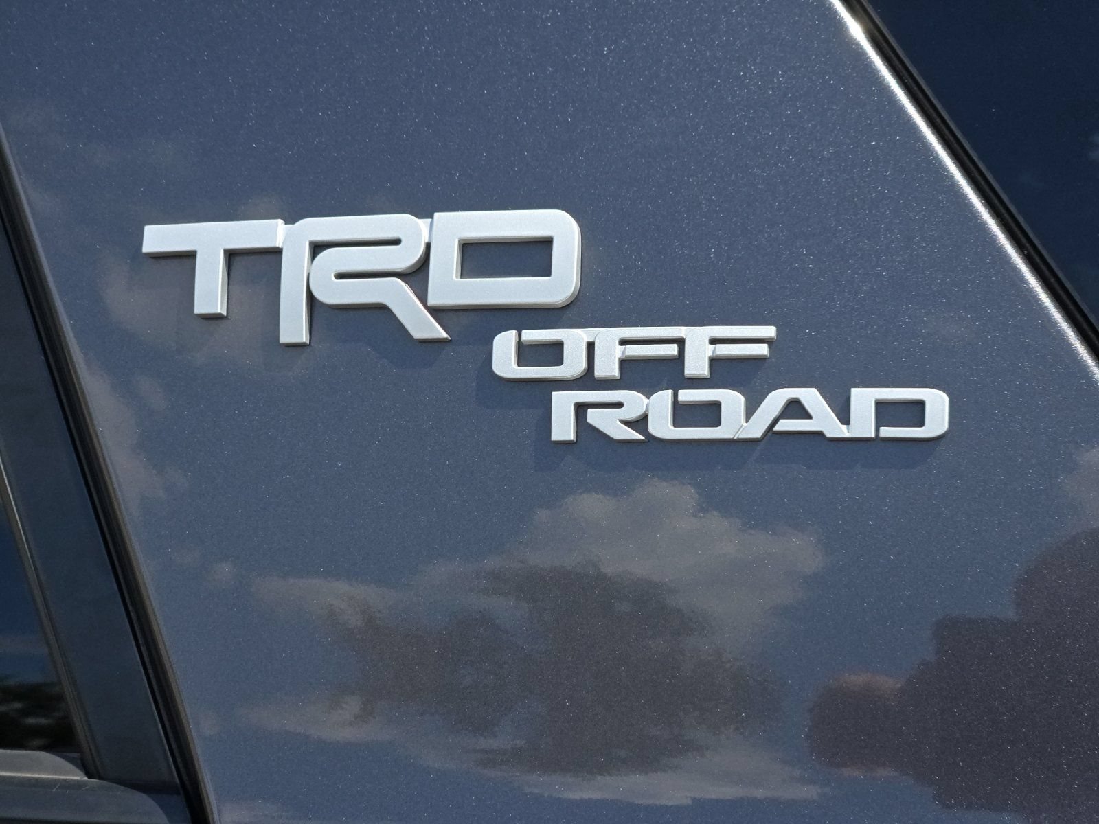 Used 2023 Toyota 4Runner TRD Off-Road Premium AWD/4WD image 25