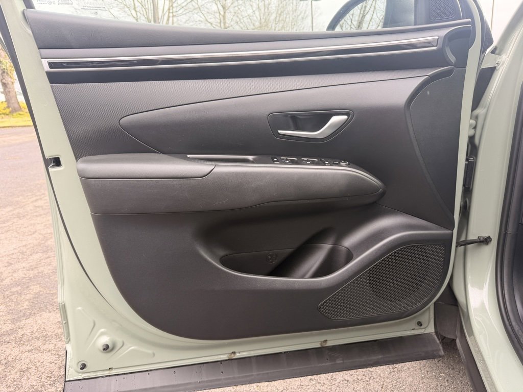 Used 2023 Hyundai Santa Cruz SEL image 11