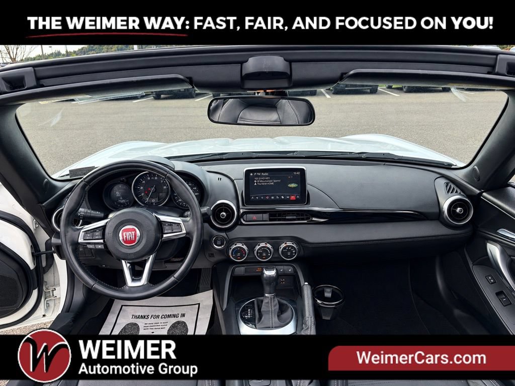 Used 2017 FIAT 124 Spider Lusso RWD image 21