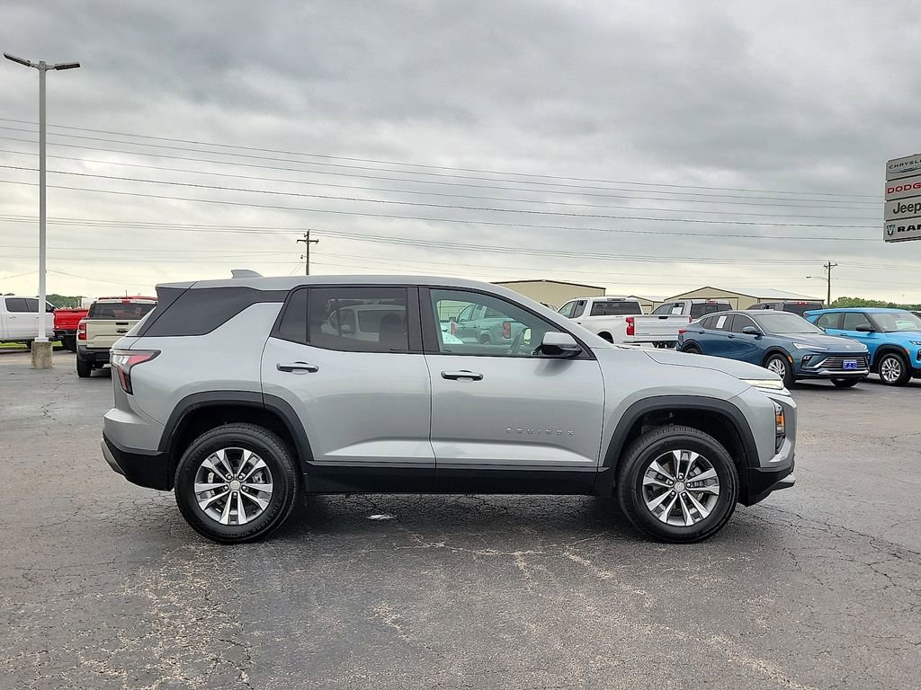 Used 2025 Chevrolet Equinox LT FWD image 6