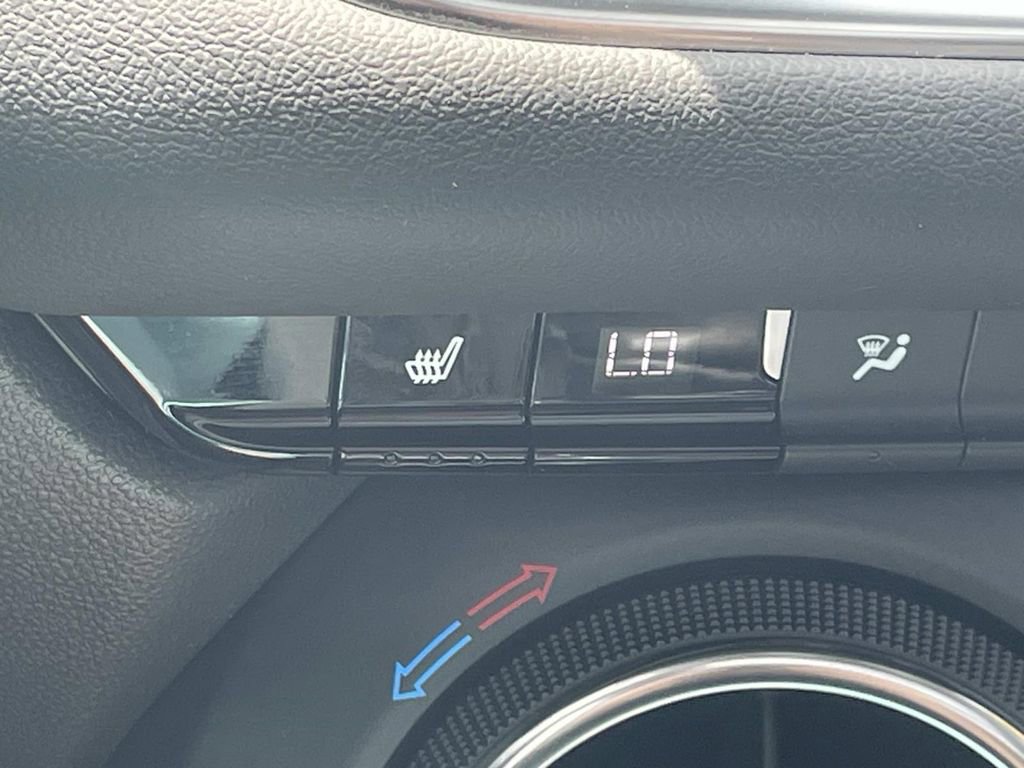 Used 2024 Chevrolet Blazer LT w/ Sound & Technology Package image 25