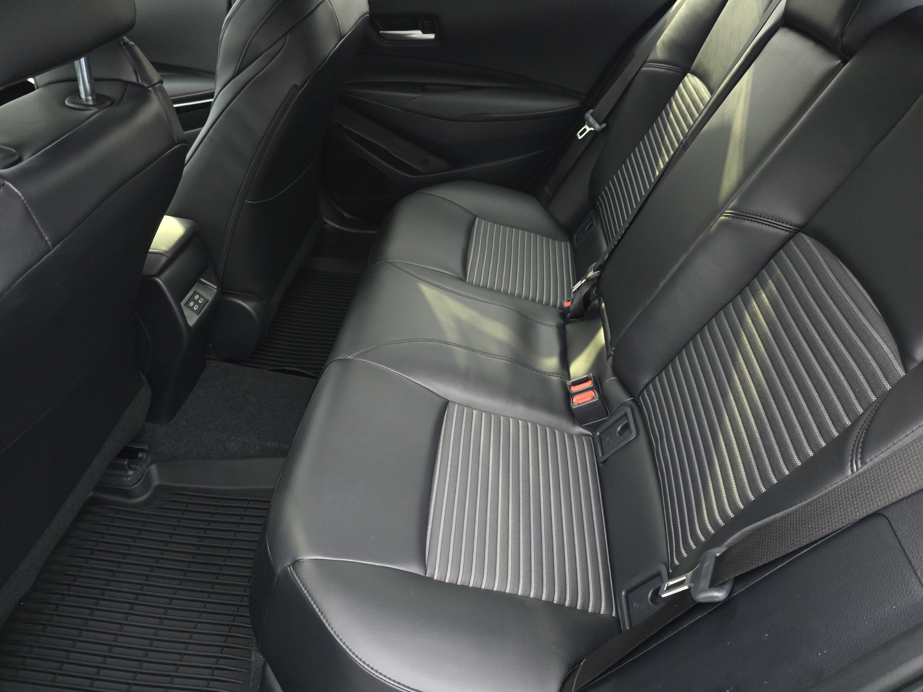 New 2026 Toyota Corolla XSE FWD image 6
