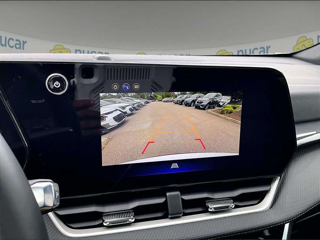 Used 2026 Chevrolet Equinox LT AWD/4WD image 19