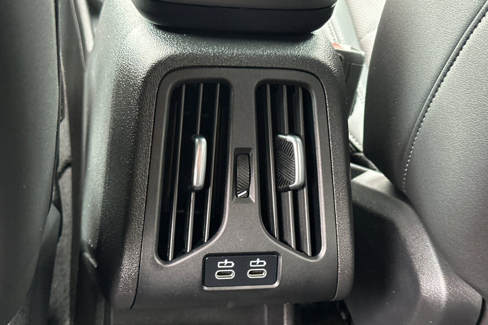 Certified 2024 BMW X1 xDrive28i w/ Technology Package image 14