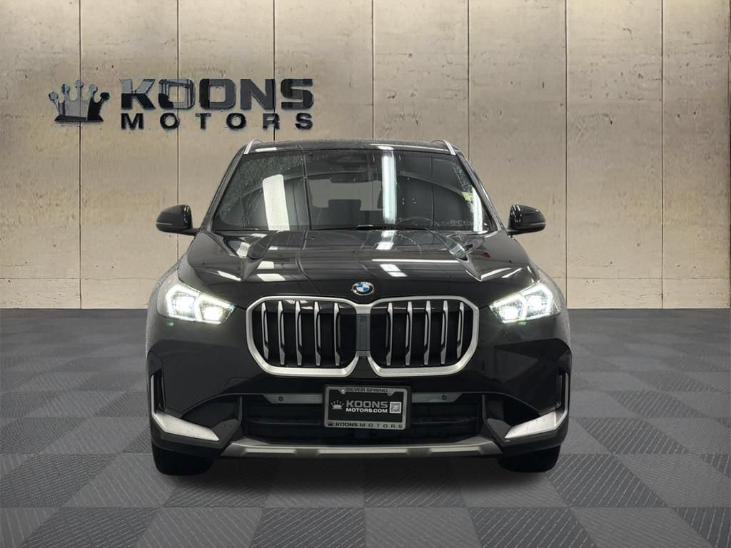 Used 2025 BMW X1 xDrive28i AWD/4WD image 3