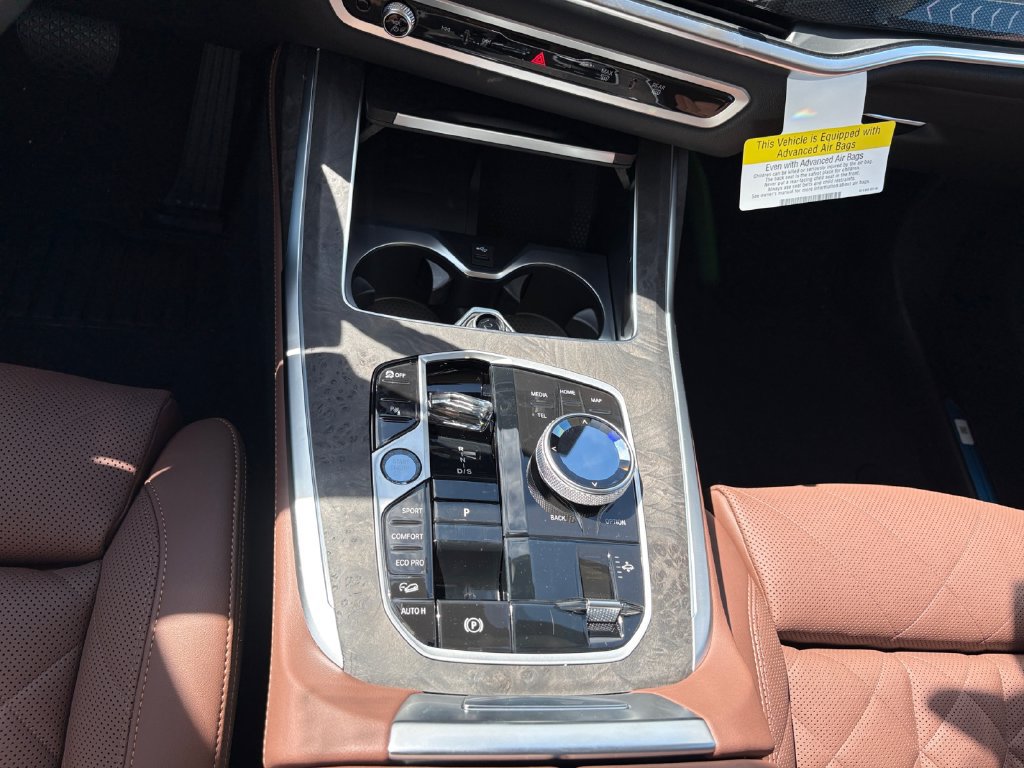 New 2027 BMW X7 xDrive40i AWD/4WD image 11