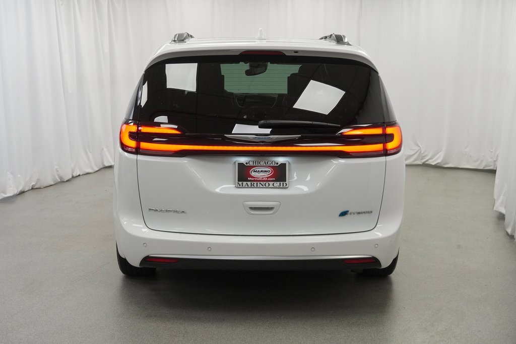 Certified 2021 Chrysler Pacifica Pinnacle image 11