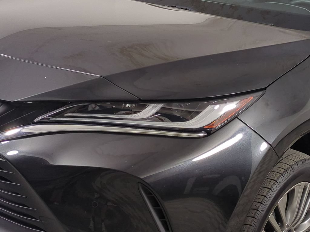 Used 2021 Toyota Venza Limited AWD/4WD image 10