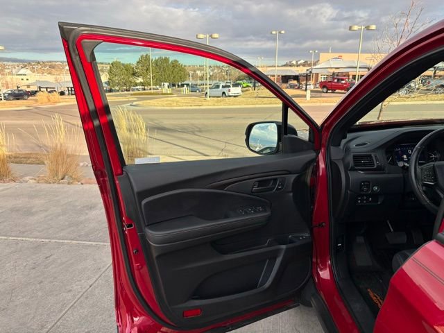 Used 2024 Honda Passport TrailSport image 13