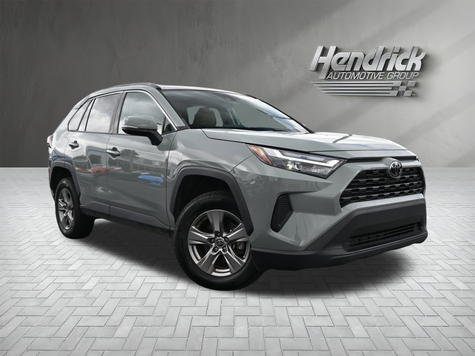 Used 2022 Toyota RAV4 XLE video 2
