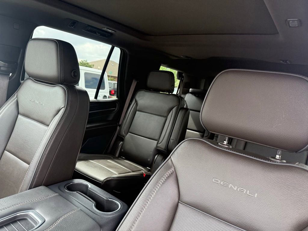 Used 2022 GMC Yukon Denali AWD/4WD image 27