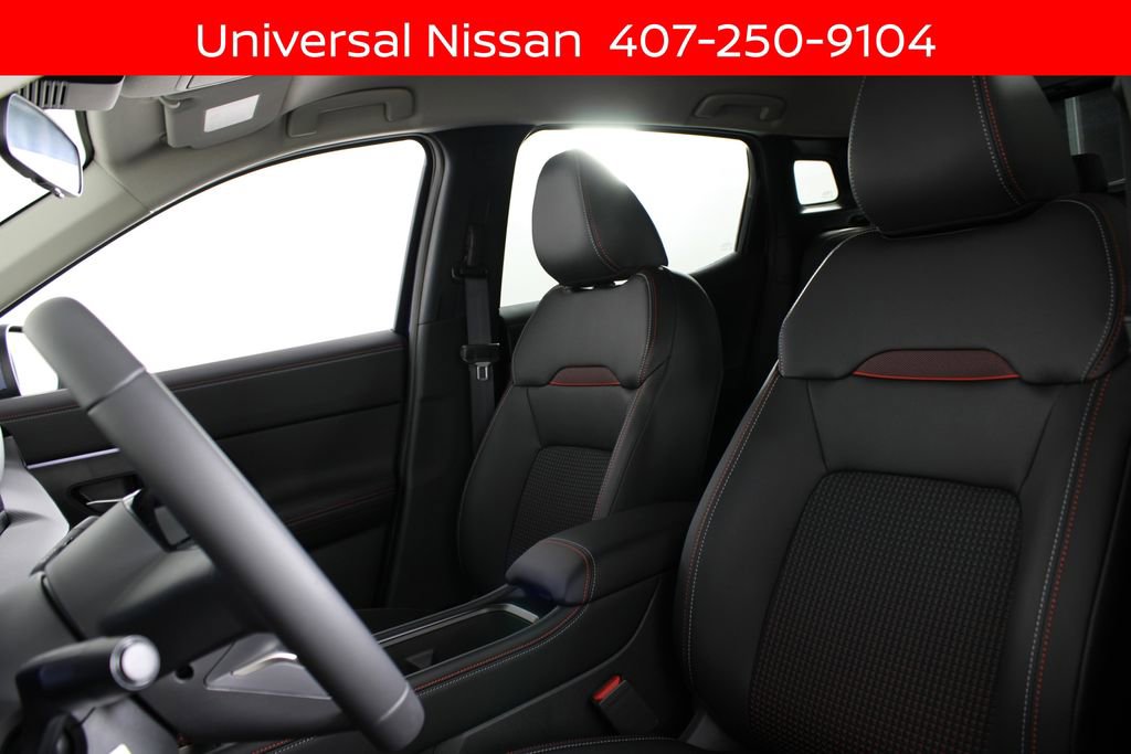 New 2025 Nissan Kicks SR image 14