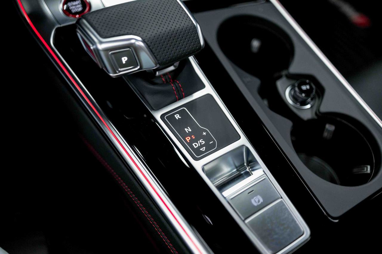 Used 2025 Audi RS 6 performance AWD/4WD image 72