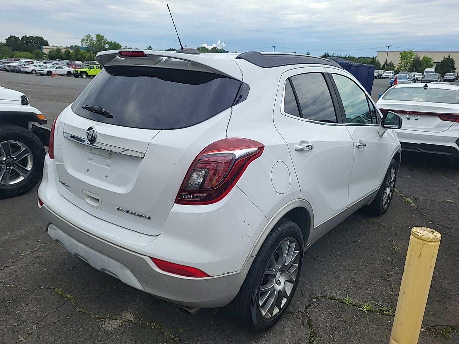 Used 2017 Buick Encore Sport Touring FWD image 4