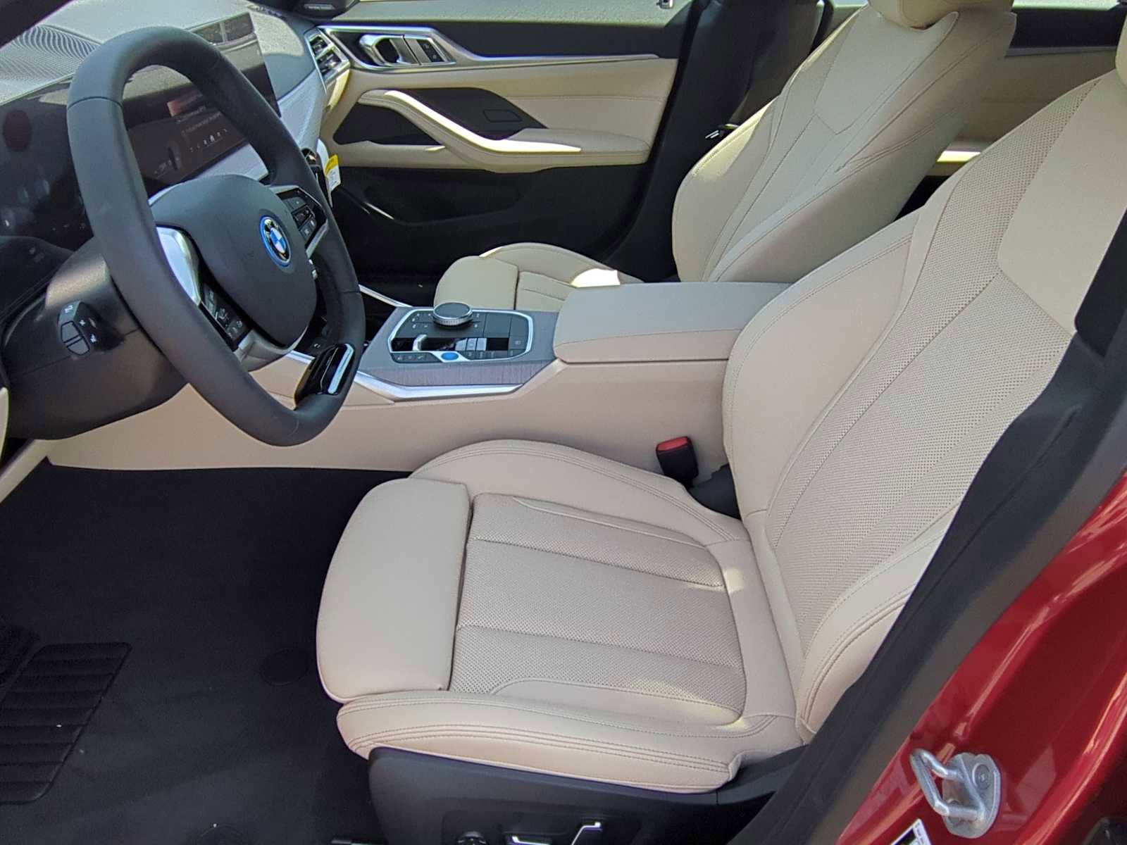 Used 2025 BMW i4 xDrive40i w/ Premium Package image 17