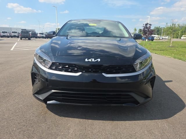 Used 2024 Kia Forte LX FWD image 4