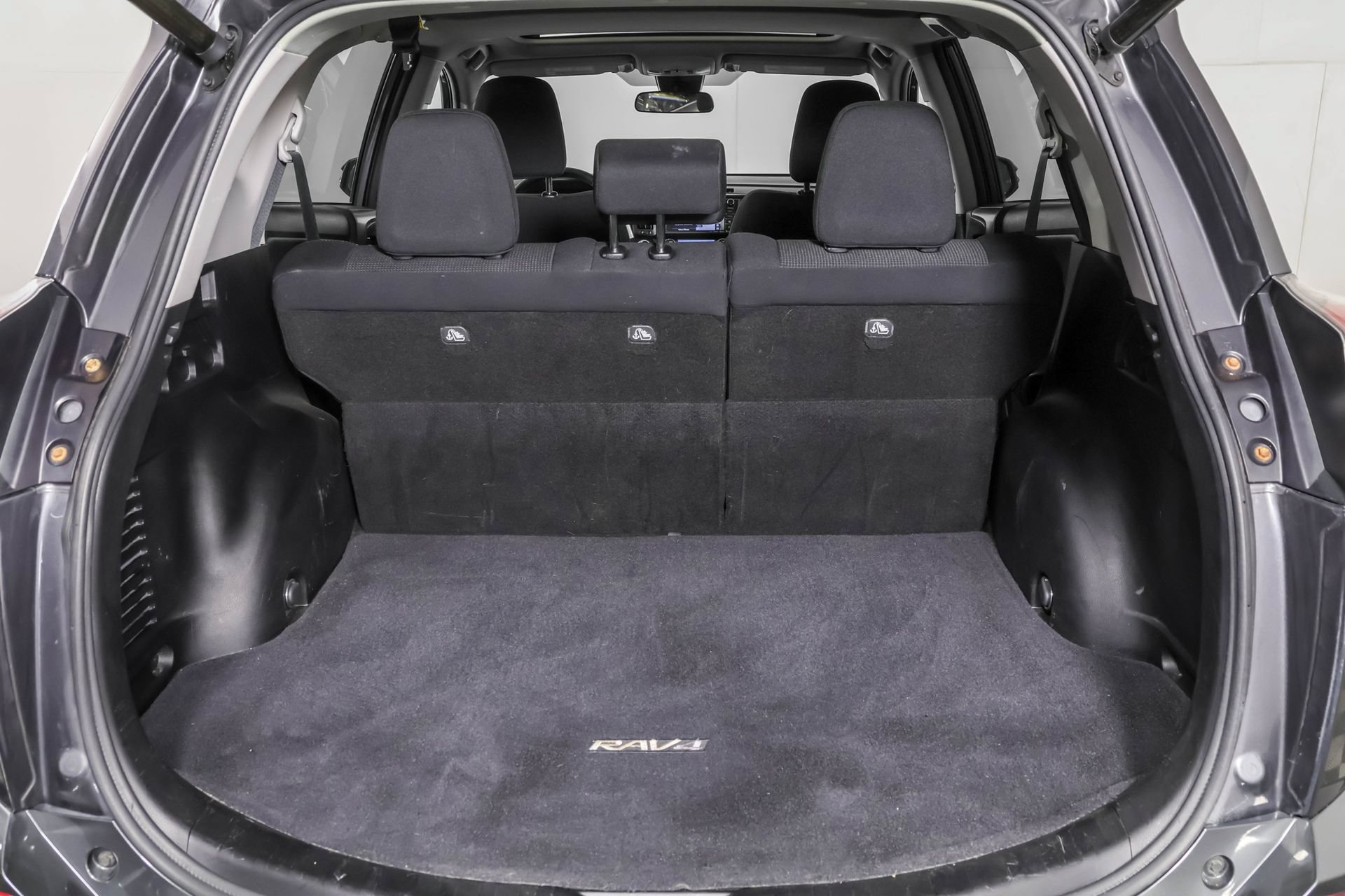 Used 2016 Toyota RAV4 XLE w/ Convenience Package AWD/4WD image 39